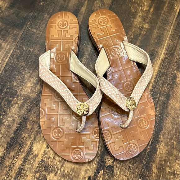 TORY BURCH Tan Leather THORA Thong Flip Flops - Picture 5 of 7